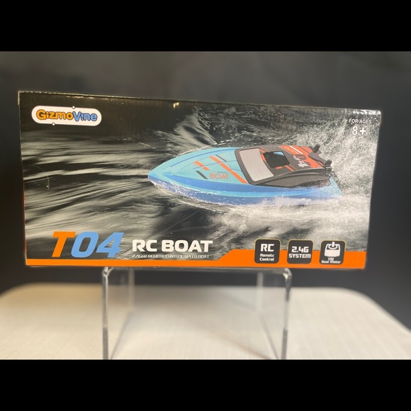 Remote Control Speedboat - Picture 8 of 14